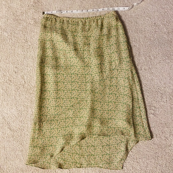 MAX STUDIO 100% Silk Skirt - Picture 5 of 6